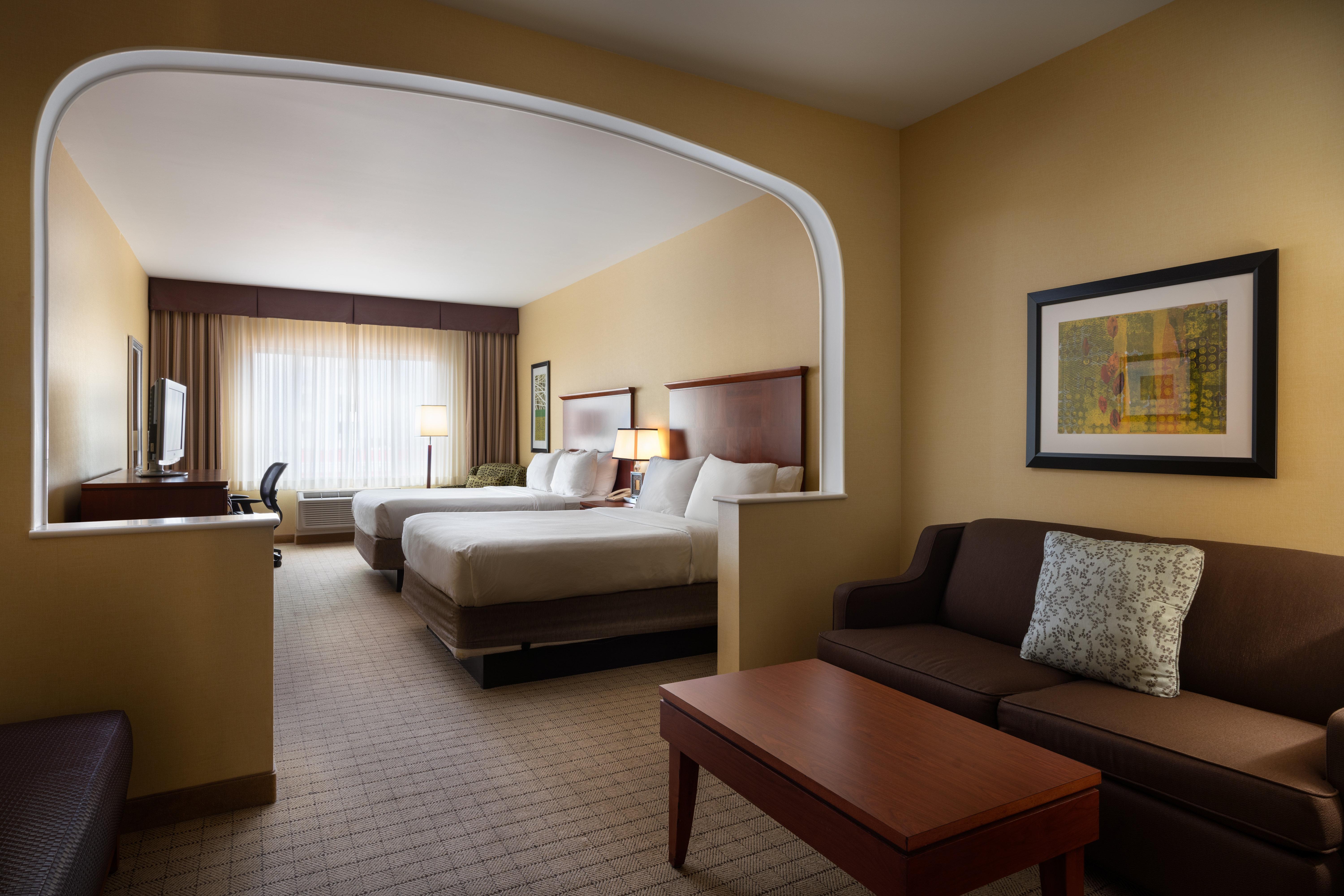 Hotel Holiday Express & Airport By Ihg